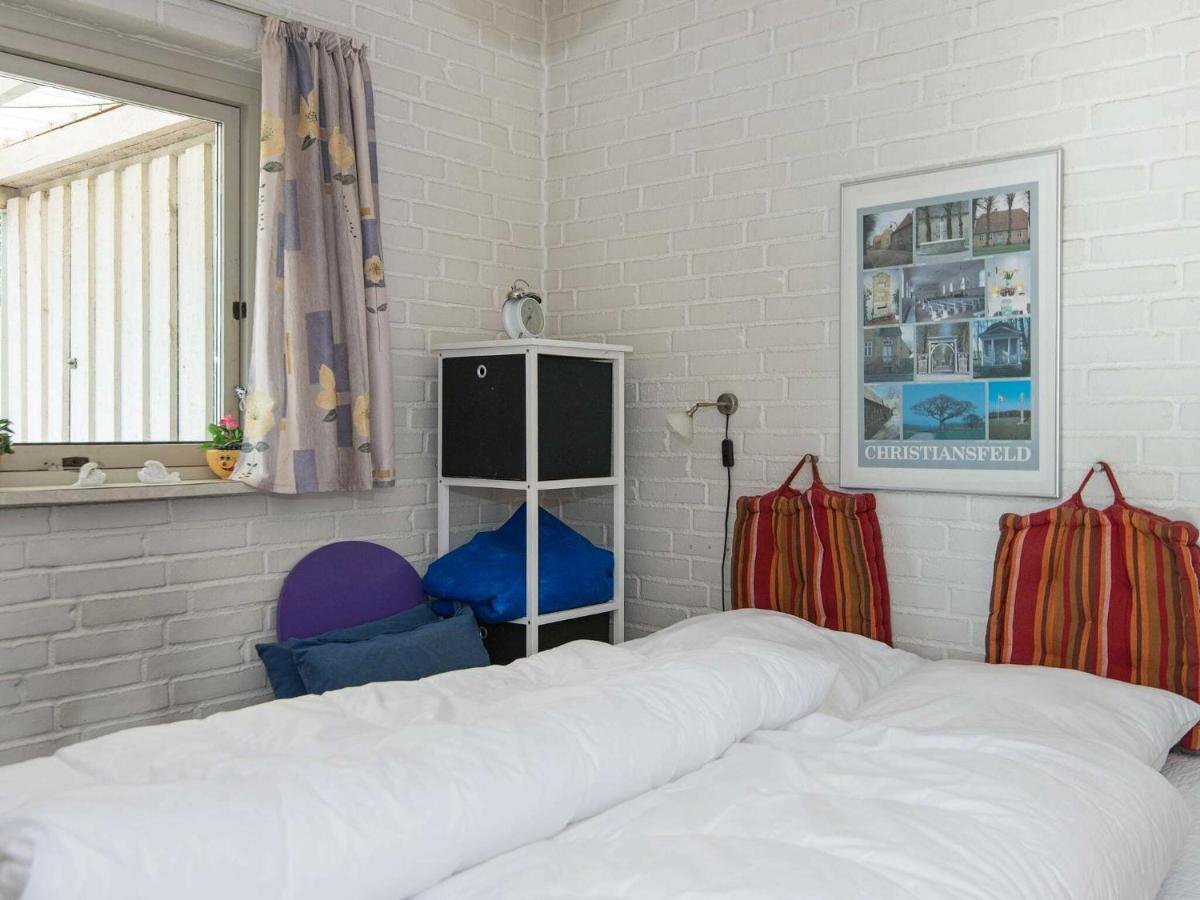 One-Bedroom Holiday Home In Grasten Rønsheved Esterno foto